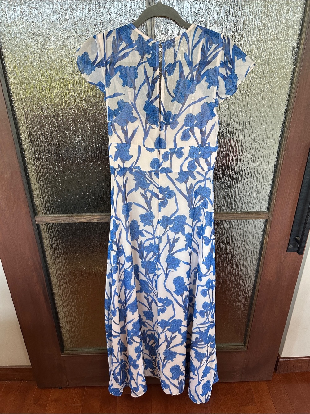 Hutch Nia Floral Dress size 6 Blue Floral V-Neck Maxi Dress - Women - Picture 12 of 15
